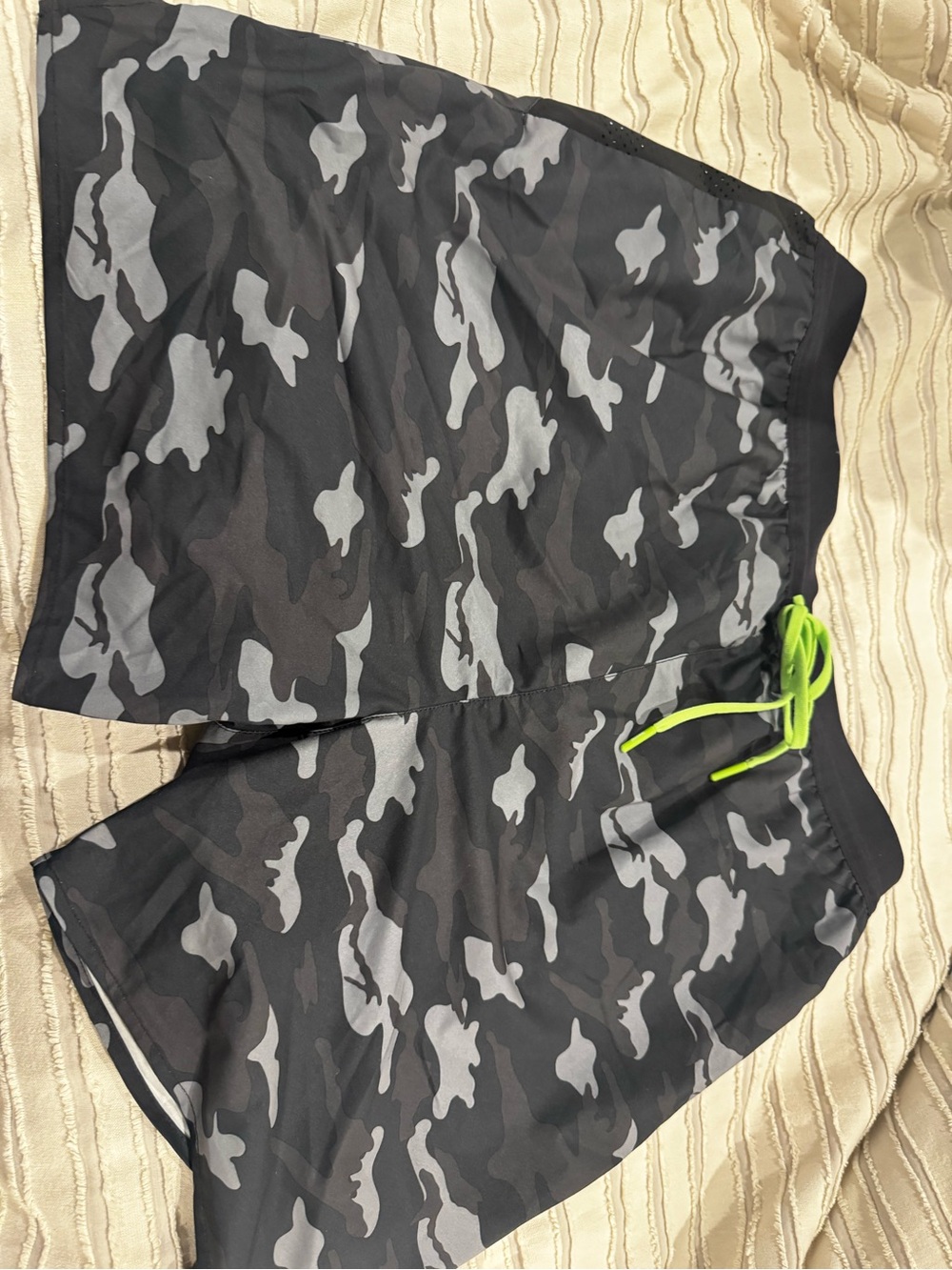 Bn3th athletic shorts